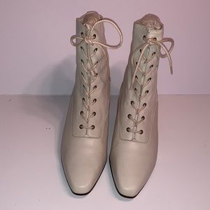 Cream Nine West Ankle Bootie NEW Sz. 8.5